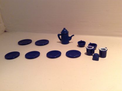 Sylvanian Families Blue Crockery